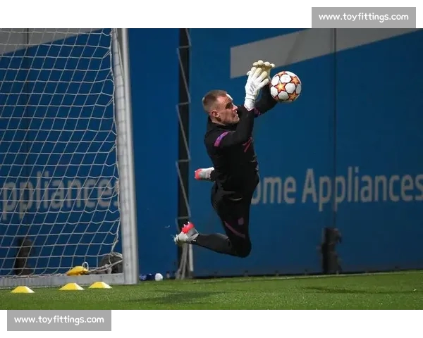 《欧冠PC版精彩来袭,带你体验最震撼的足球对决与策略挑战》 《欧冠PC版精彩来袭,带你体验最震撼的足球对决与策略挑战》